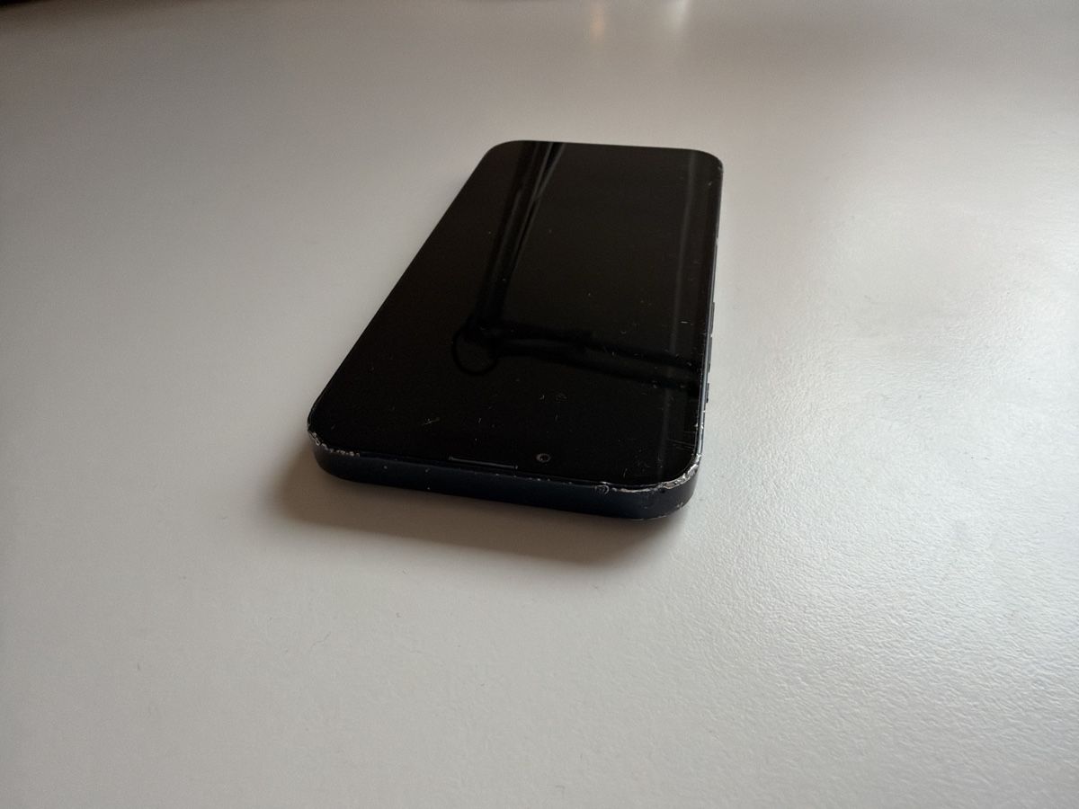 Apple Telefoni cellulari / Smartphones: Iphone 13 – Usato da Basel venduto da fil_j7hp 3