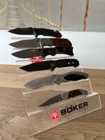 Böker Messer Vitrine, inkl. 6 verschiedenen Böker Messern