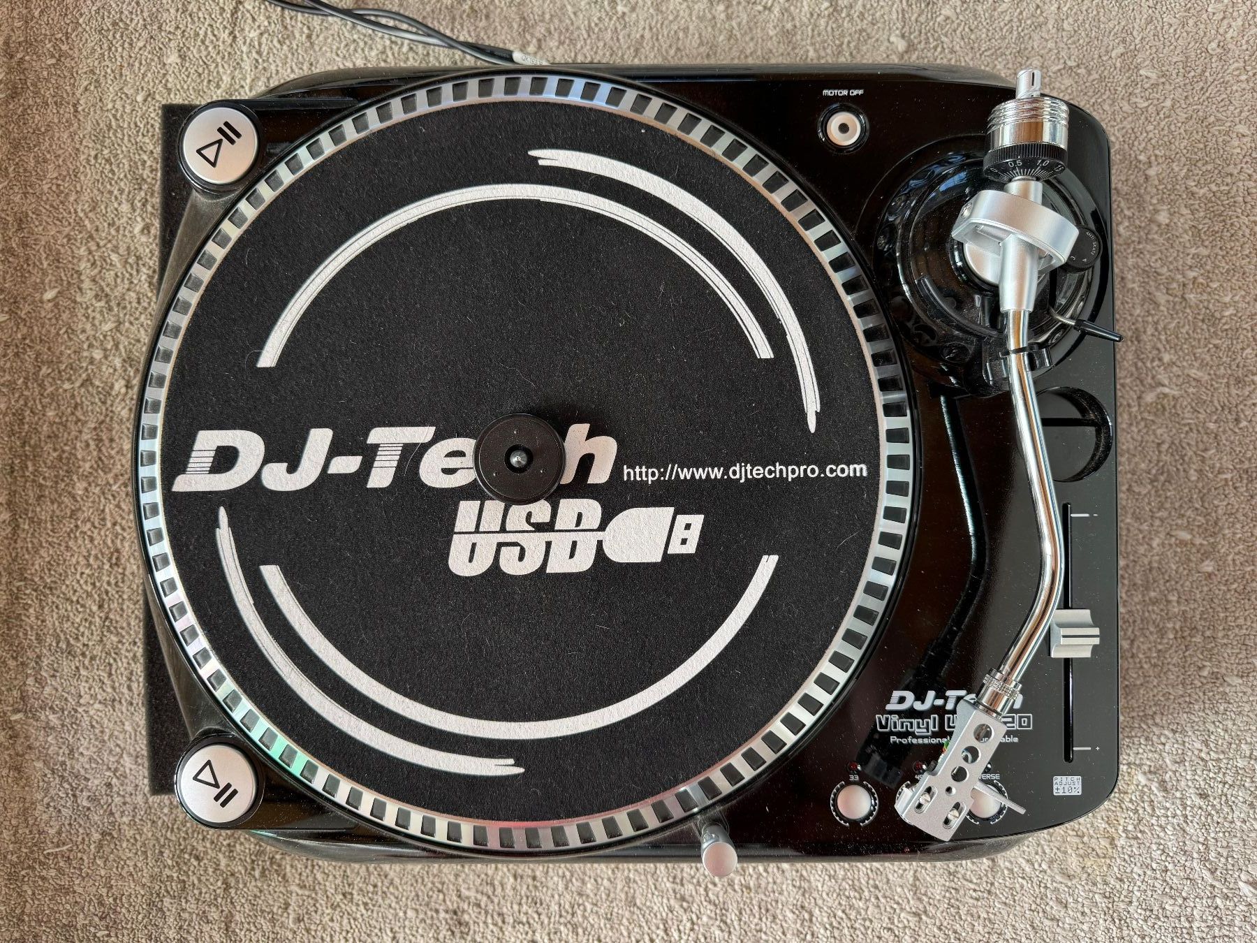 Dj-Tech Giradischi: DJ-Tech Pro Vinyl USB 20 Plattenspieler – Usato da Knutwil venduto da Clabrey 2