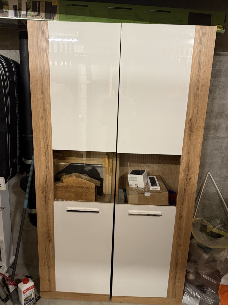 Vitrinen: 1 Sideboard und 2 Vitrine  – Gebraucht aus Niederlenz von joa_g6cq 1