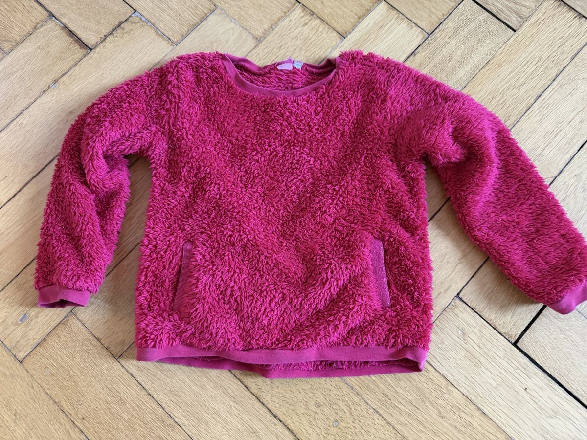 Maglioni & Felpe: Fleece Pullover Pink Grösse 110Polyester guter Zustand – Usato da Bern venduto da Elisa64