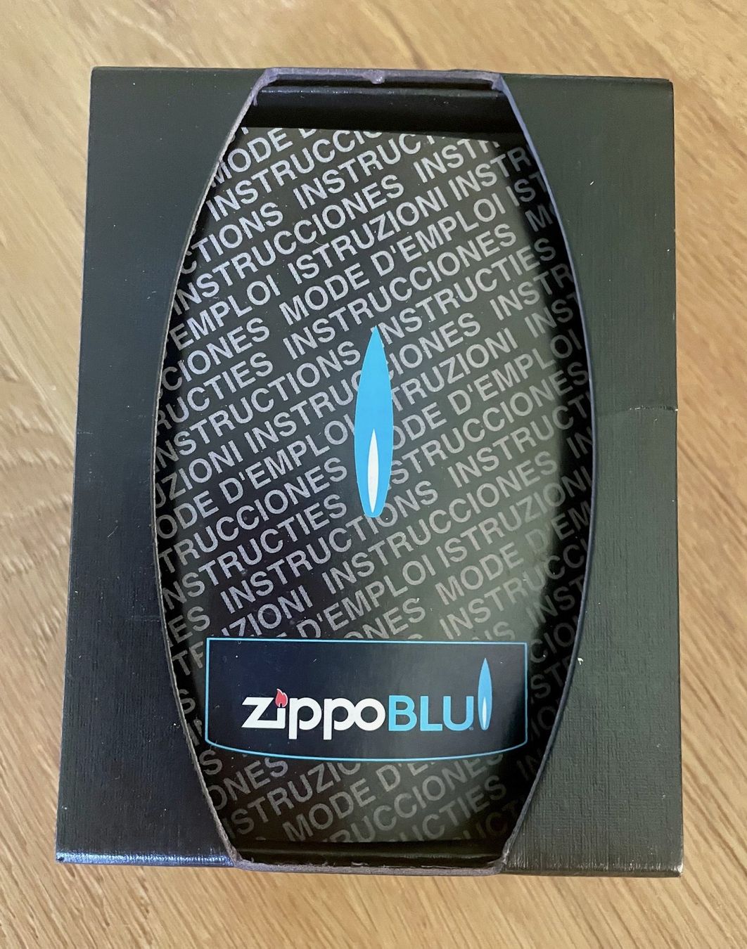 Zippo Accendini: Briquet ZIPPO BLU – Nuovo e nell'imballaggio originale da Courroux venduto da mfl_swq9 3