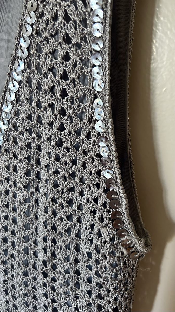 Vestiti: C&C Collection Silver Crochet Sequin Dress - Size S/M – Nuovo (secondo la descrizione) da Zürich venduto da Mistral61 4