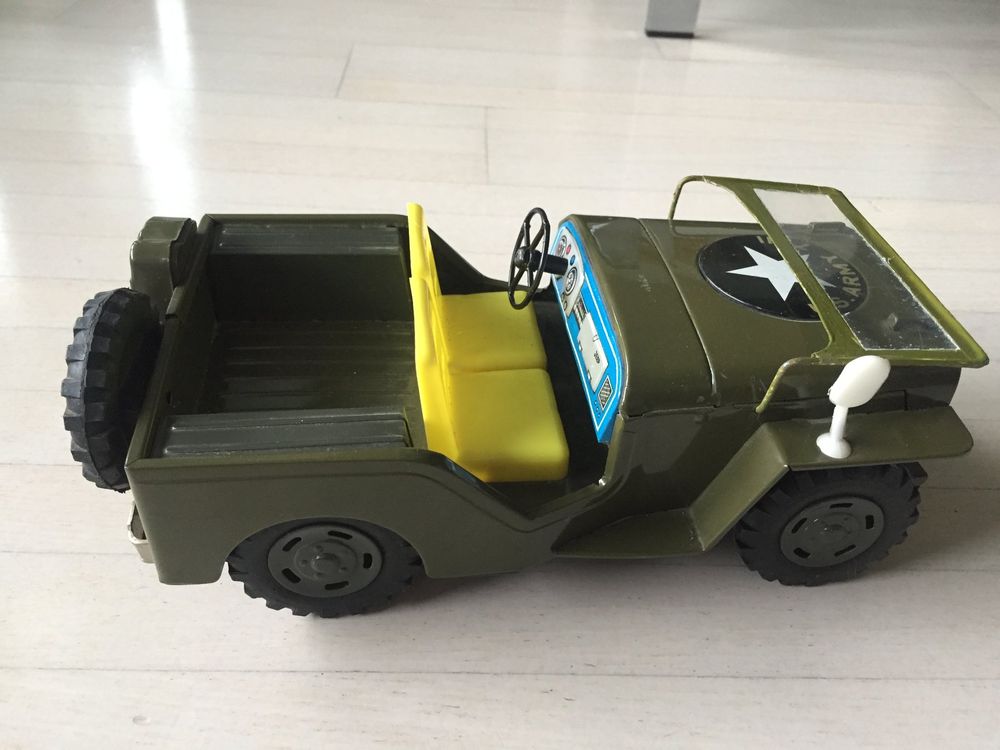 Jeep US Army En Tôle – Longueur 27 Cm – Jouet Mécanique – Occasion