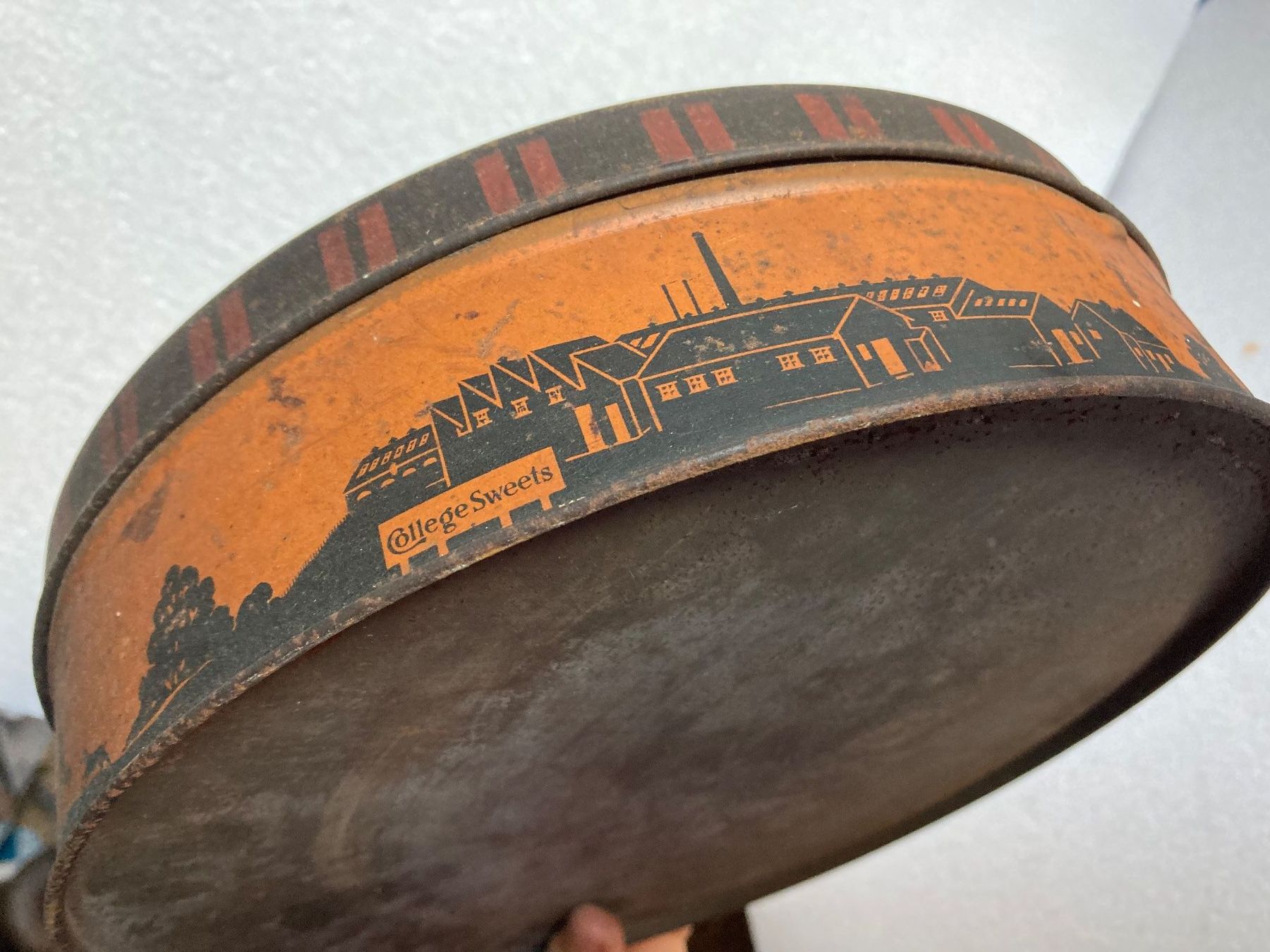 Pots: Blechdose Mackinthosh's Carnival England boite – D'occasion à St-Cierges par LeRegain 5