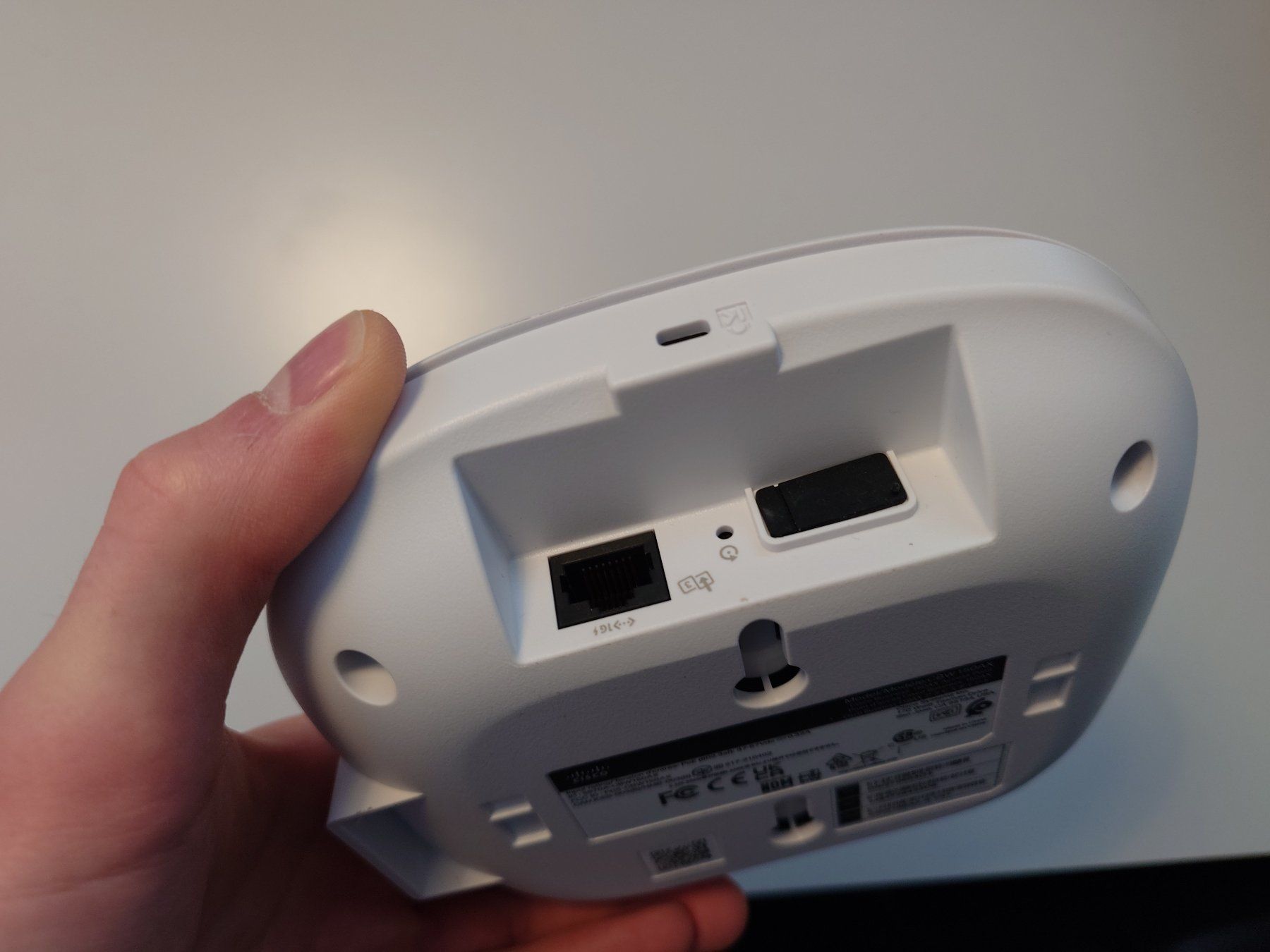 Cisco WiFi: Cisco CBW150AX-E WLAN Accesspoint – Nuovo (secondo la descrizione) da Luzern venduto da nev_7dnh 5