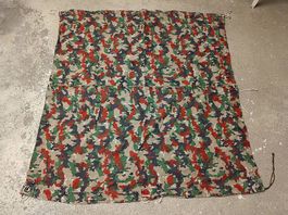 Original Schweizer Armee Zeltblache 64 / Vierfrucht