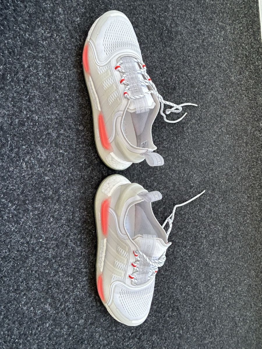 Scarpe da uomo: Adidas NMD V3 – Usato da Hinterkappelen venduto da Petra_87 2