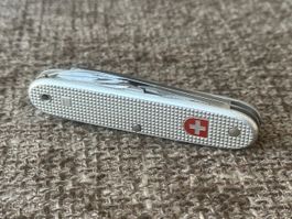 Altes Militärmesser VICTORINOX Alox Silber 1978