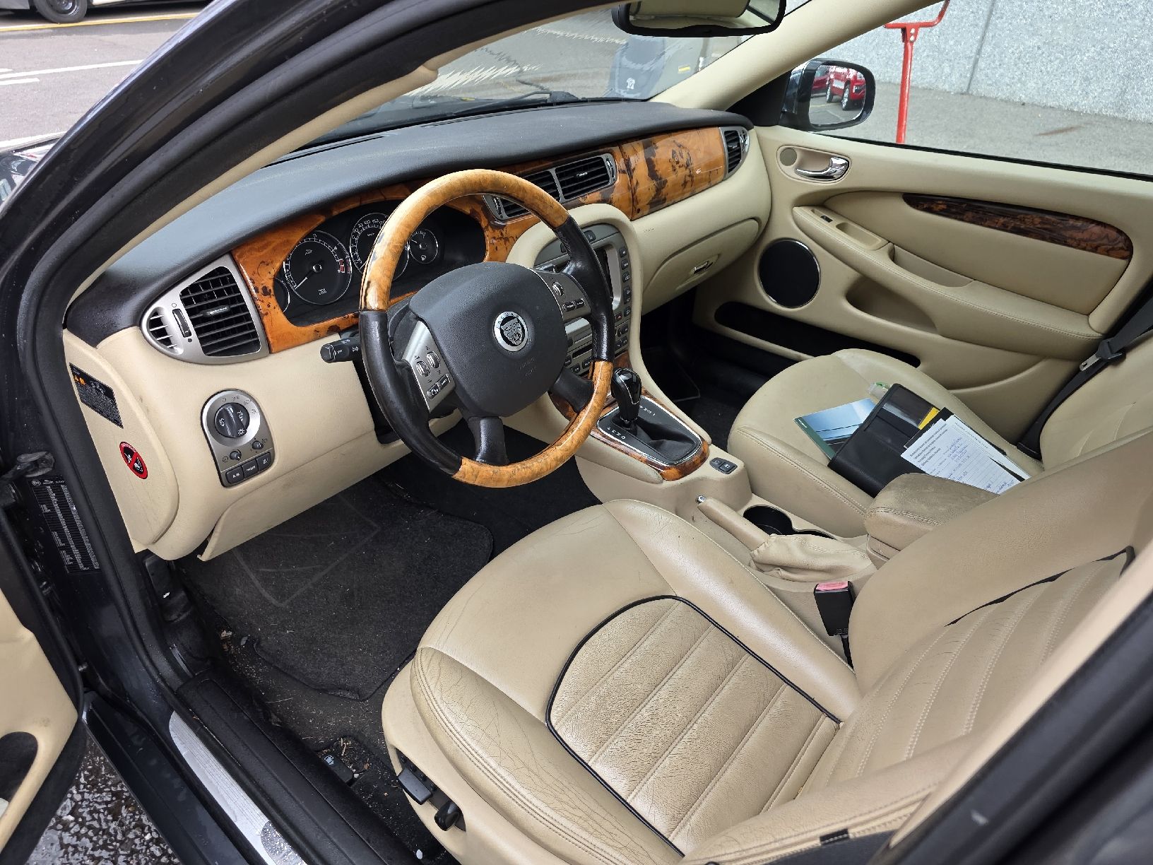 Jaguar Automobili: Jaguar X-Type 2.2 D – Usato da Cadenazzo venduto da LuismacchineSagl 4