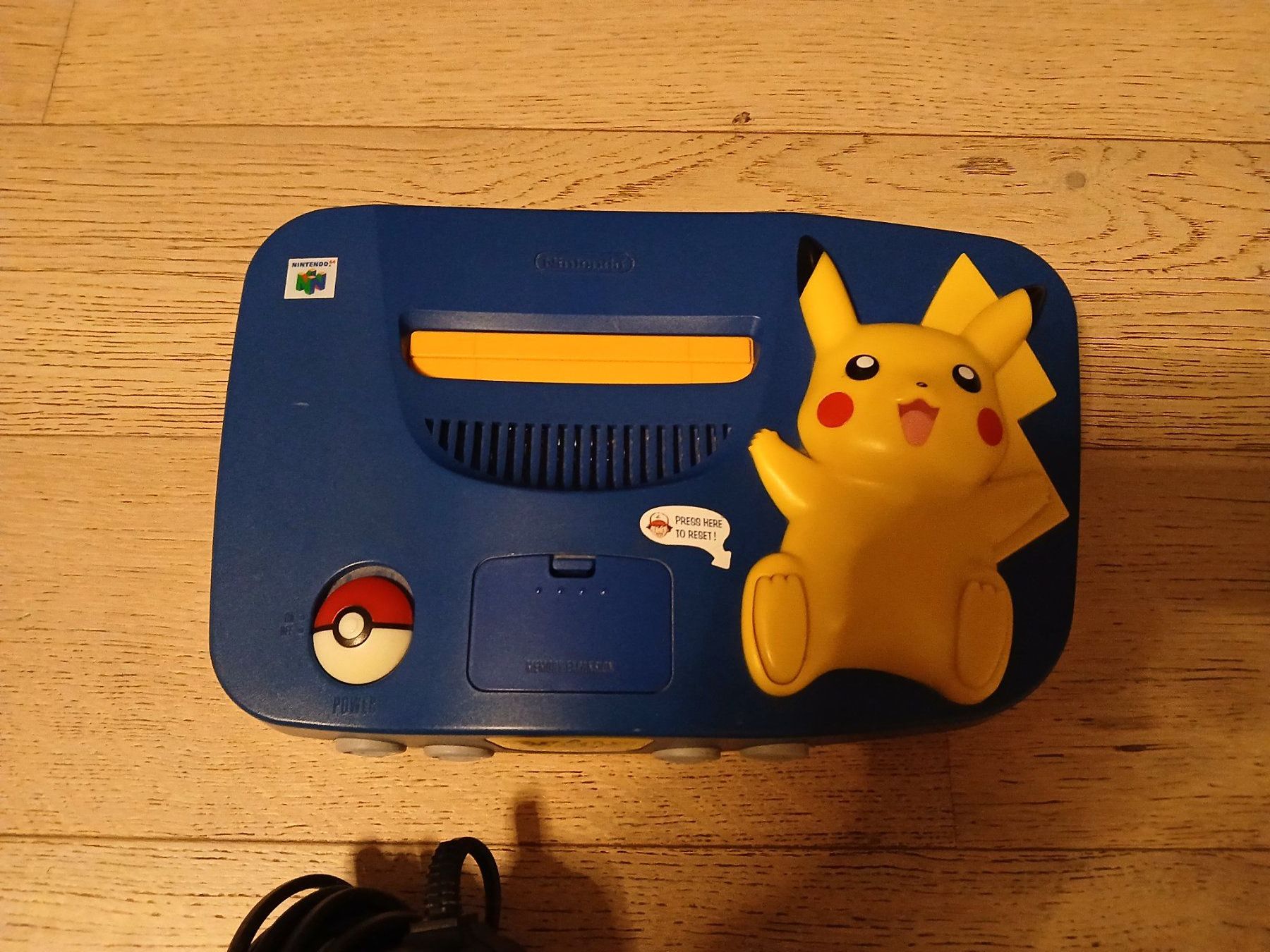 Nintendo Console: Nintendo 64 édition spécial Pikachu – Usato da Monthey venduto da Micro-ondesGame 1