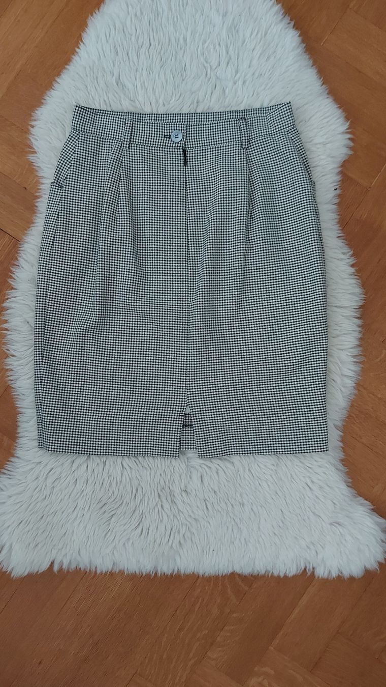 Röcke: Vintage Wool Pencil Skirt – Gebraucht aus Sion von aud_7pxl 1
