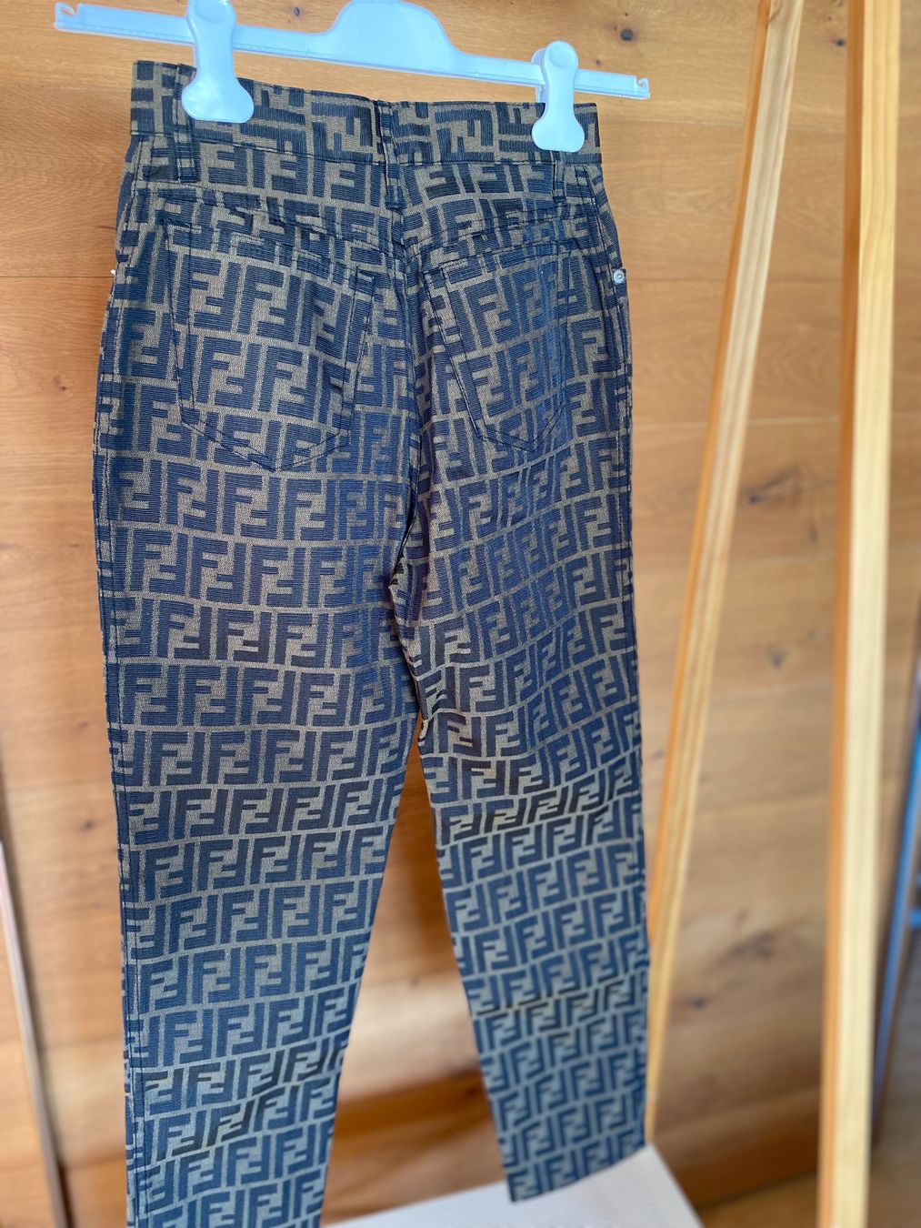Fendi Pantaloni: Original Vintage Fendi Hose – Nuovo e nell'imballaggio originale da Eggersriet venduto da VintageCouture86 4
