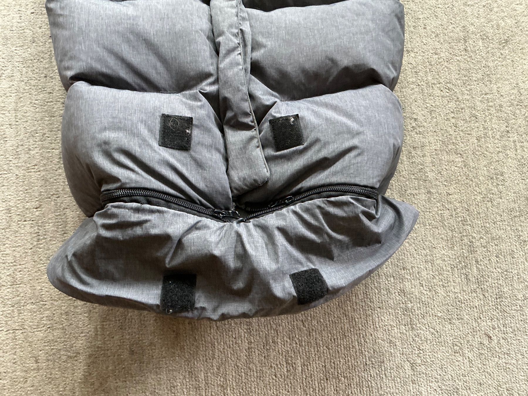 Sacchi a pelo: Fusssack Daunen grau mit Lammfell , – Usato da Jona venduto da Jancy60 2