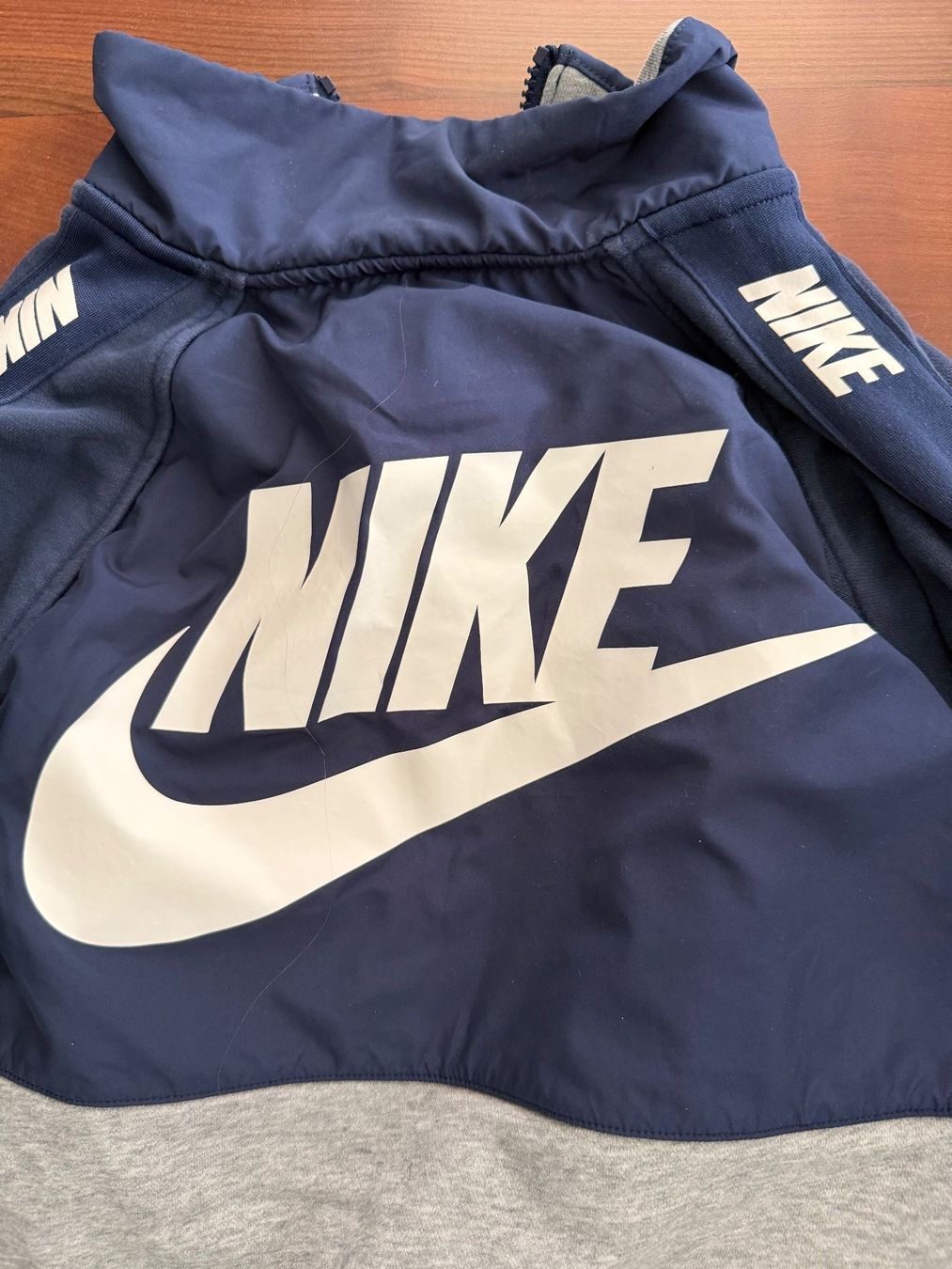 Nike Maglioni & Felpe: Nike Half Zip Sweatshirt – Usato da Grabs venduto da Alvin13 2