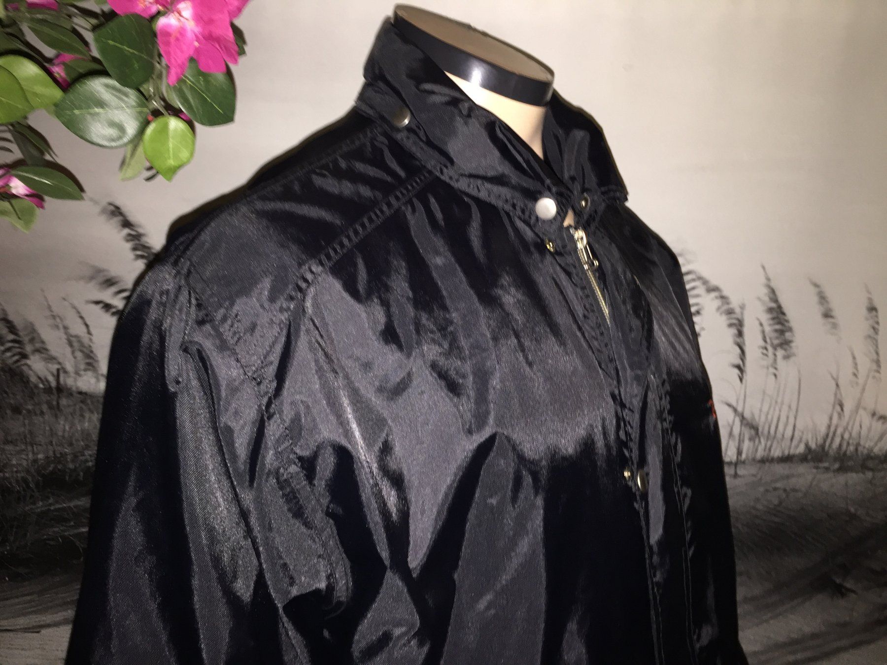 Giacche: Veste / Jacke DISNEYLAND    Taille / Grosse L – Usato da Cossonay-ville venduto da Super-Price-Quality 5