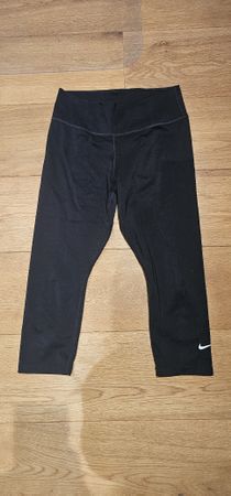 Nike 3/4 Leggins Grösse S 