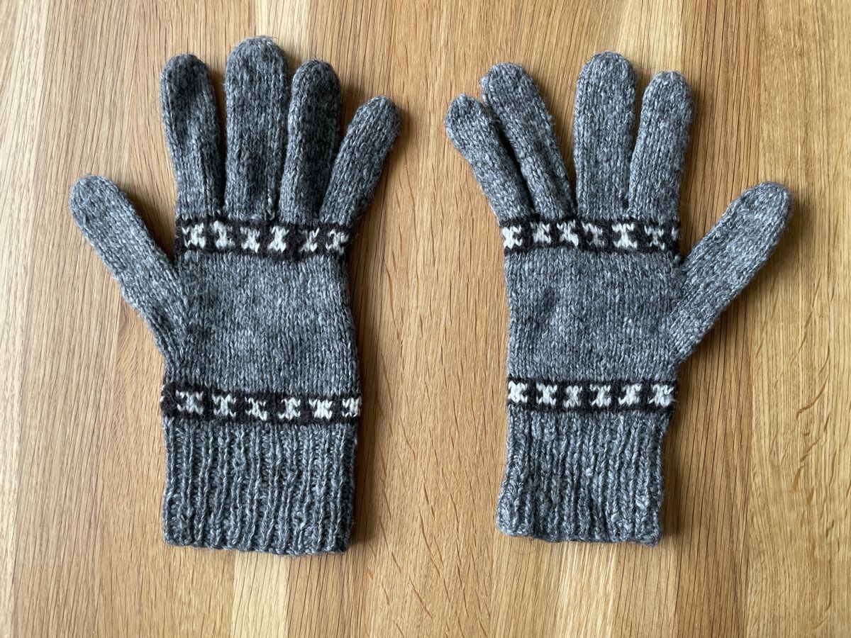 Guanti & manicotti: Warme Strickhandschuhe aus Alpakawolle – Nuovo (secondo la descrizione) da Bettingen venduto da Majvi 1