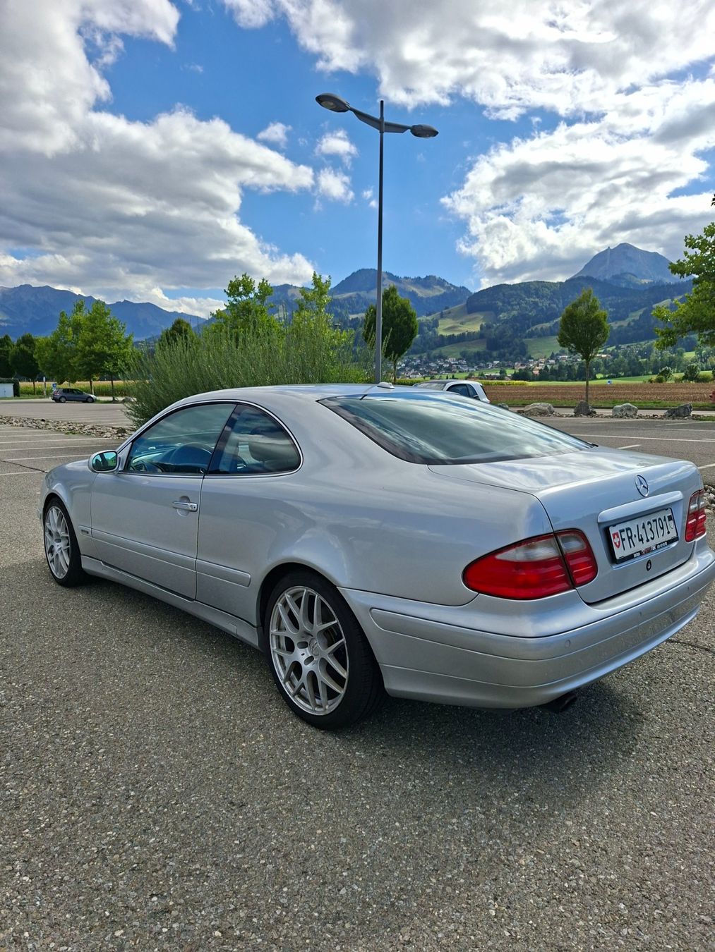 Mercedes-Benz Autos: Mercedes CLK 320 – Gebraucht aus La Tour-de-Trême von evapetreanu 5