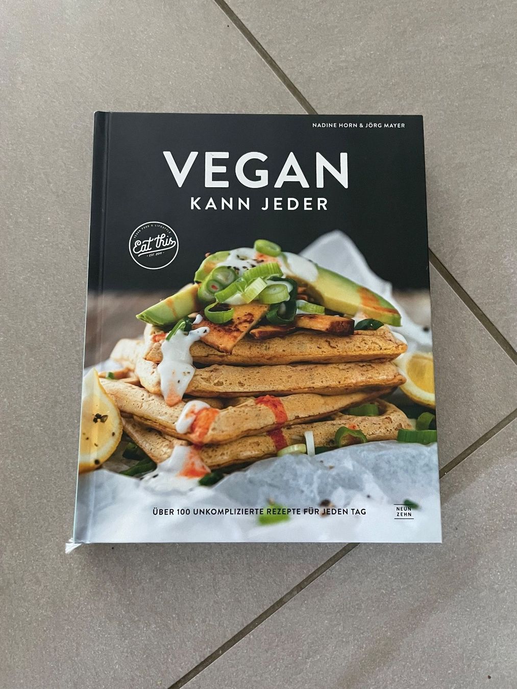 Libri: Kochbuch Vegan kann jeder – Usato da Winterthur venduto da kebaer