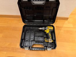 DEWALT Akkuschrauber DCD796 18V XR mit Koffer gebraucht