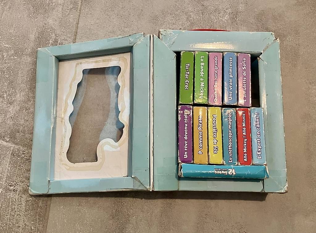 Libri: Disney Junior - Ma 1ère bibliothèque  – Usato da Martigny venduto da avf_w8zf 1