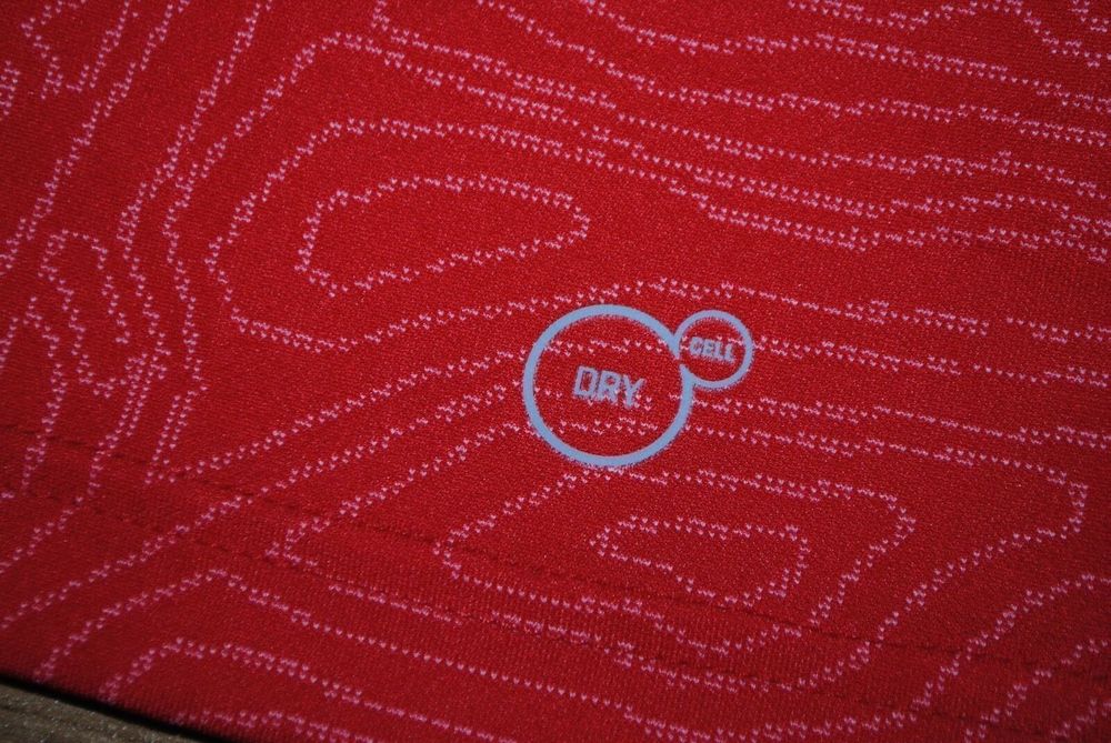 Schweizer Nati Maillots de corps & Pantalons: ORIGINAL SCHWEIZ NATI TRIKOT 2018/20 PUMA XL – Neuf (Voir description) à Zürich par TRIKOTKAISER 6