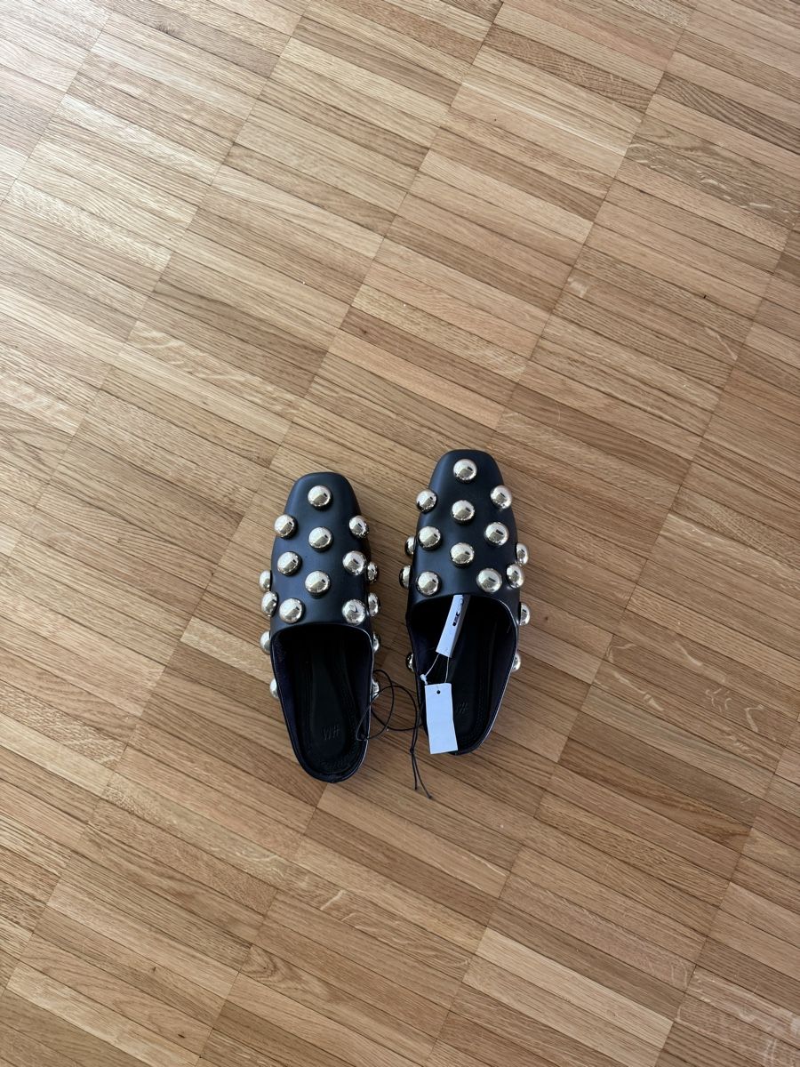 H&M Damenschuhe: Chaussures mules à détails – Neu (gemäss Beschreibung) aus Monthey von sen_6ckr 3