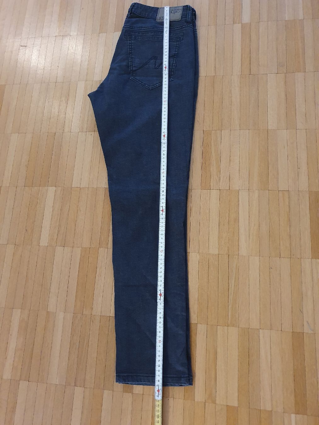 Nile Hosen: 2 Nile Hosen – Gebraucht aus Laufenburg von megane1959 4