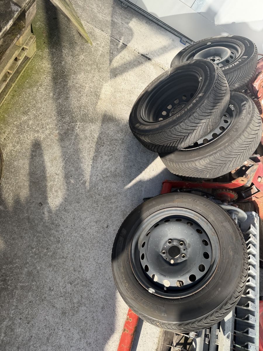Pneumatici & Ruote complete: Fiat Tipo Winterreifen  – Usato da Speicher venduto da RR26