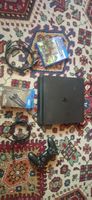 PS4 Konsole mit Spiel