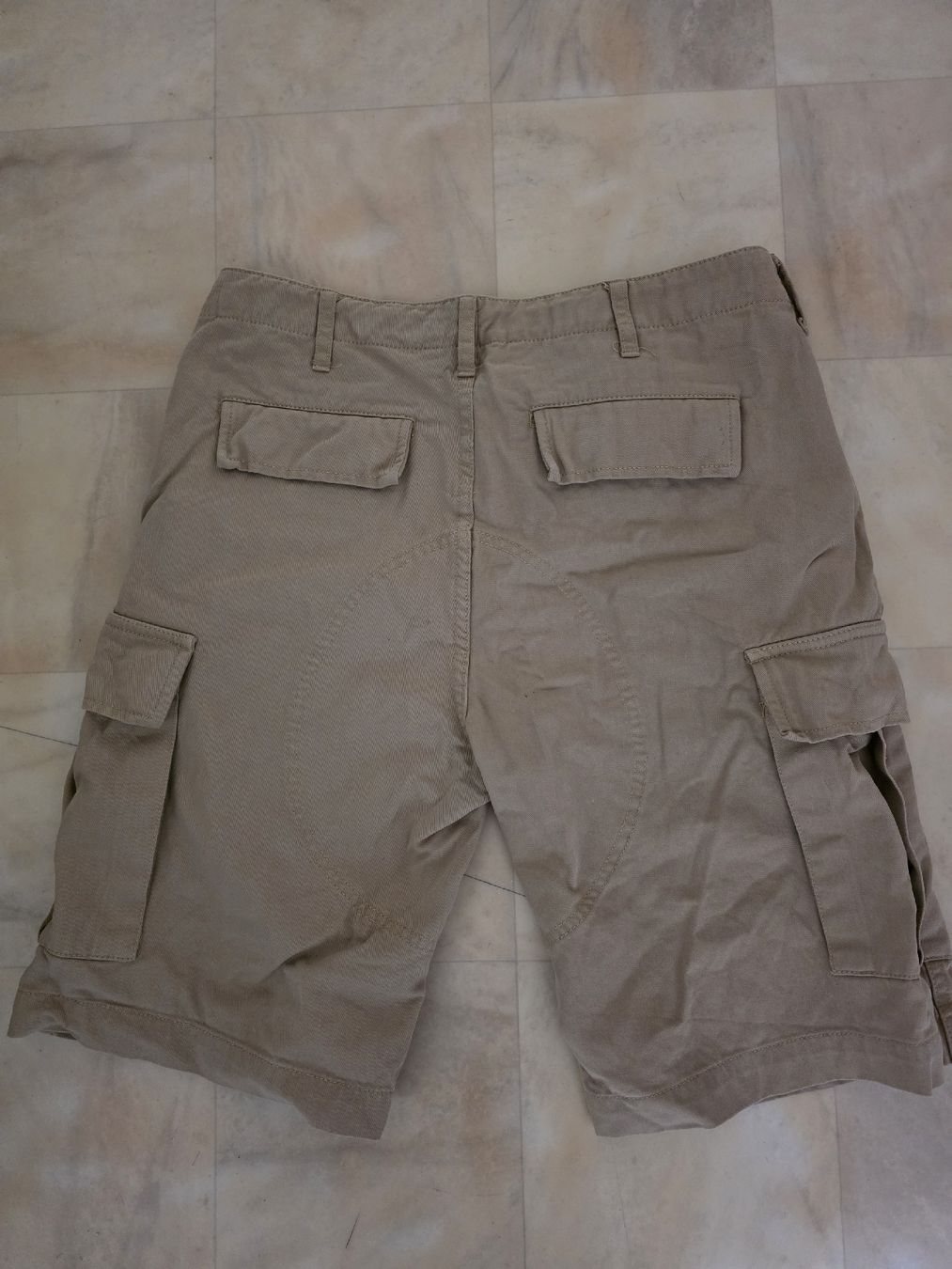 Pantaloni: short All Access – Usato da Fribourg venduto da bob_tc9q 1