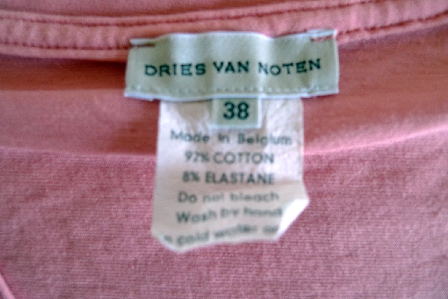 T-shirt: Dries Van Noten T-Shirt mit V-Ausschnitt – Usato da Zürich venduto da Supetar 4
