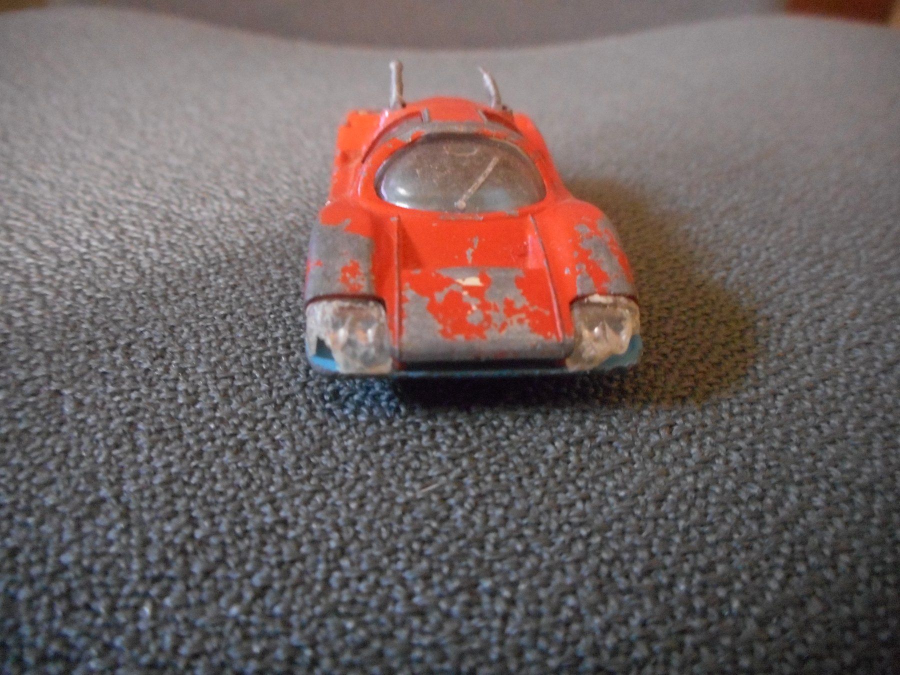 Majorette Modellini d'auto: Majorette Panther Bertone – Usato da Bretzwil venduto da gbfluck 3