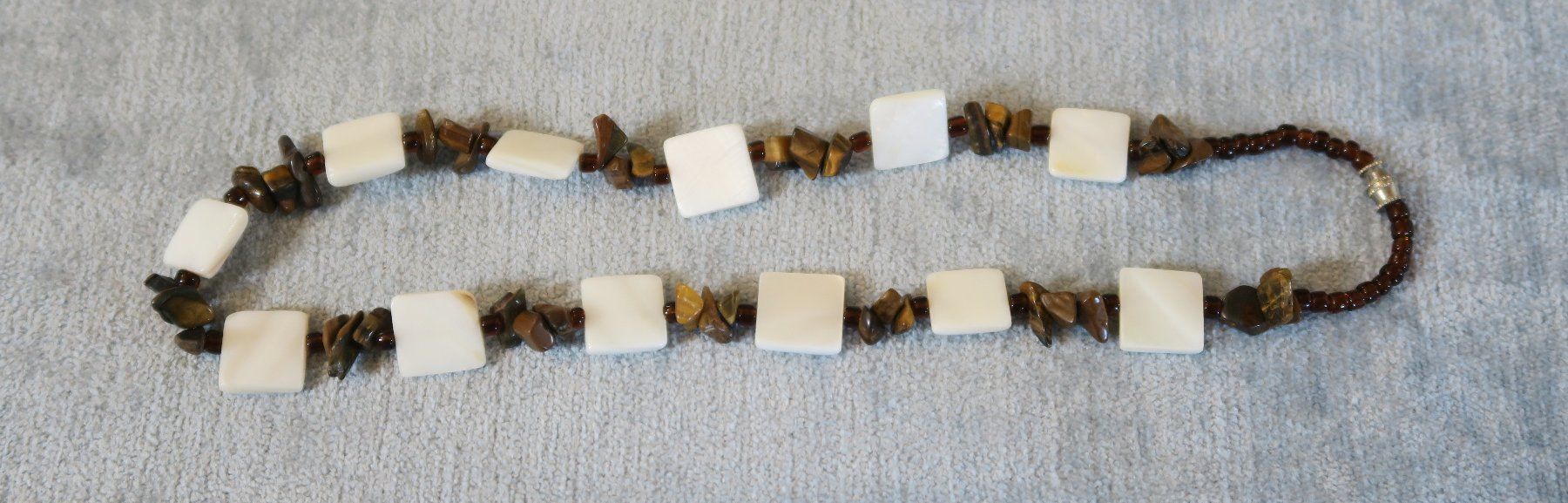 Catenine: Kette Perlmutt/Tigerauge – Usato da Brittnau venduto da marlenestone 1