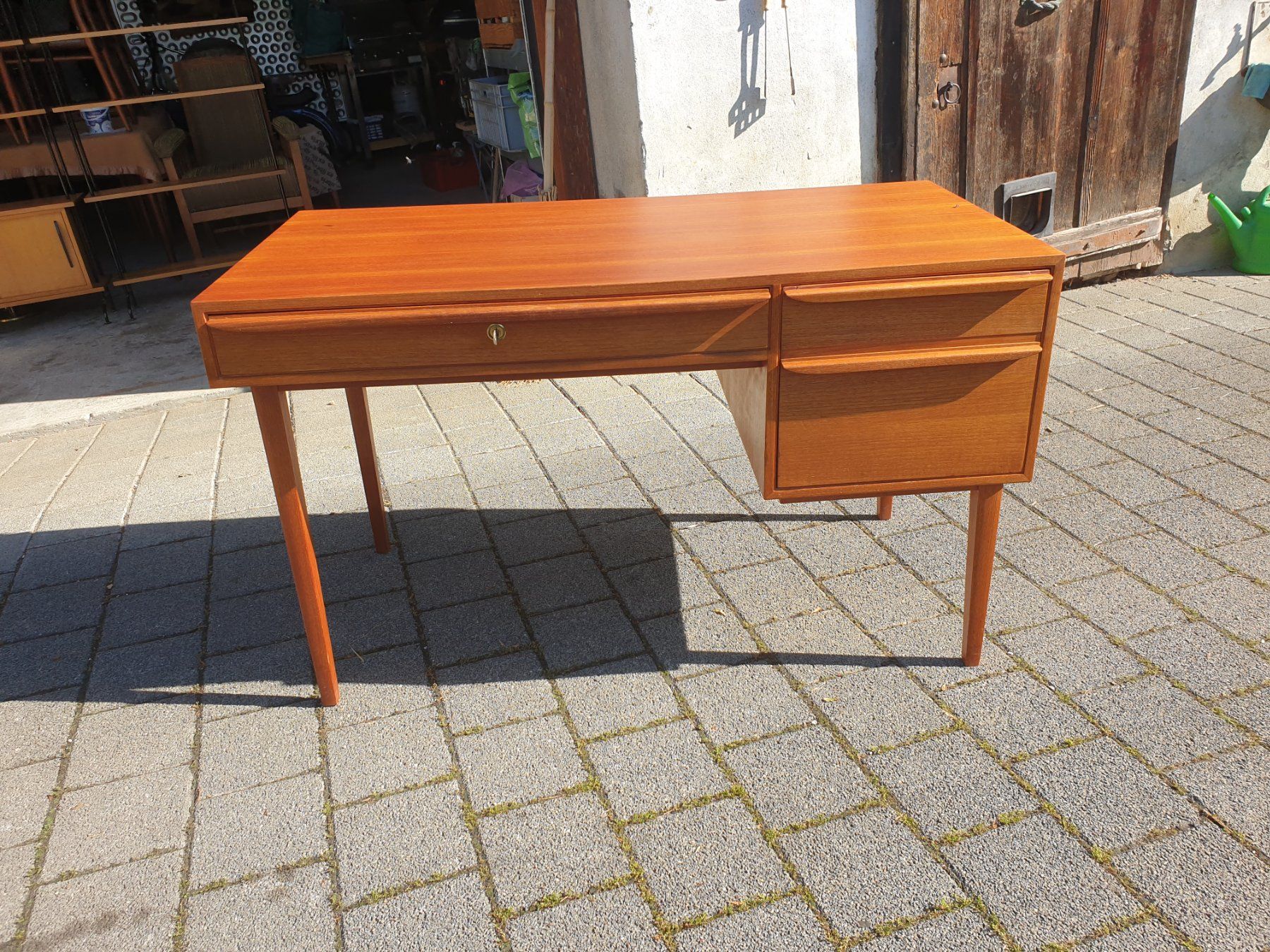 Scrivanie: Teak Pult/Schreibtisch 60jahre – Usato da rebstein venduto da spacy73 9