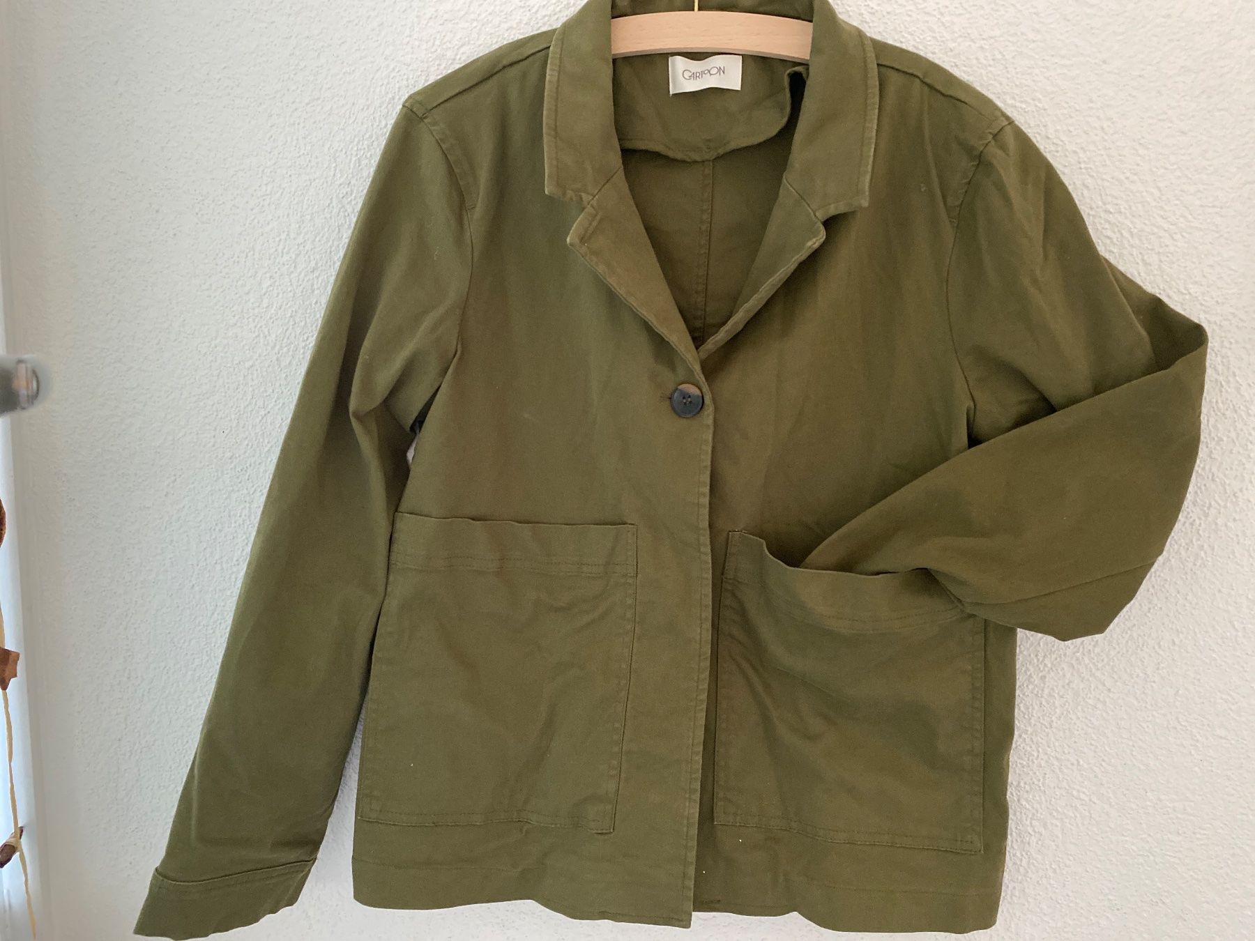 Vestes: Cartoon Jacke 40 – D'occasion à Bleienbach par Dbeno