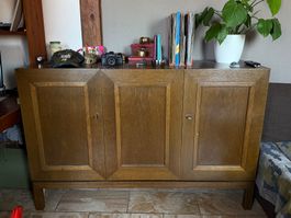 Sideboard aus Holz drei Türen gebraucht guter Zustand