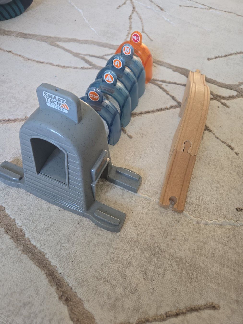 Brio Giocattoli: BRIO Smart Tech Sound Set mit Spezialeffekten & Rampe – Usato da Bern venduto da Bern3004 2