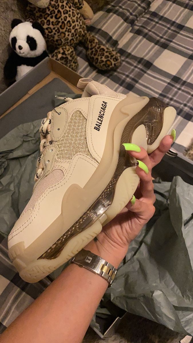 Balenciaga Scarpe da donna: Balenciaga triple S 37 utilisées 2 fois – Nuovo (secondo la descrizione) da Genève venduto da van_yjj2 1