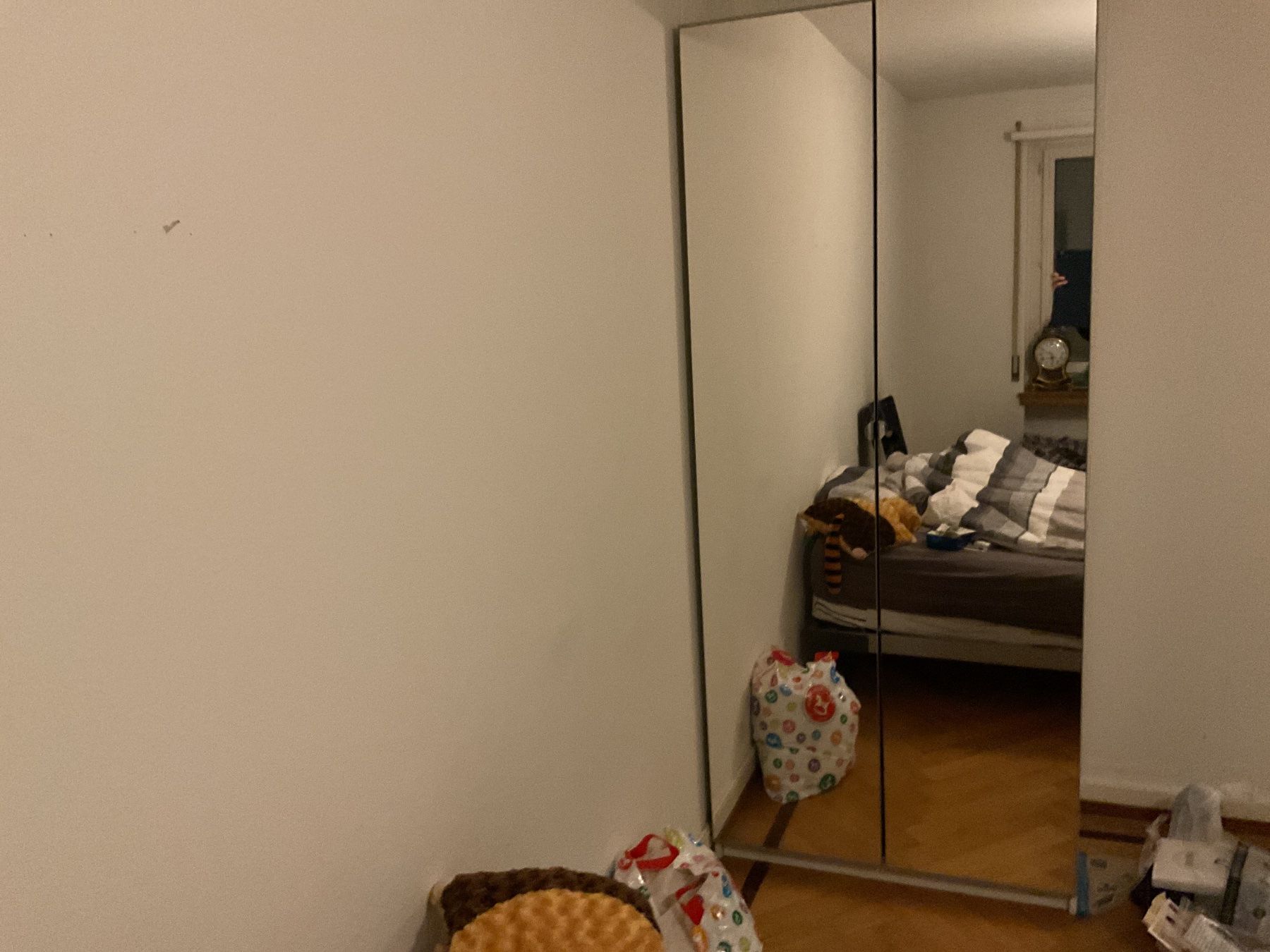 Armadi: Kleider Schrank – Usato da Zürich venduto da Schlauer1