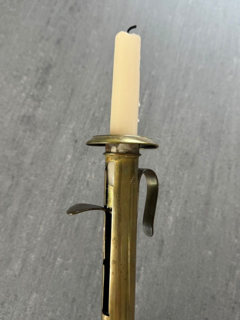 Portacandele: Antiker Messing-Kerzenhalter mit Schiebemechanik – Usato da Zürich venduto da Alot16 7