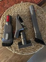 Dyson V8 Zubehör / Aufsätze  Top Zustand