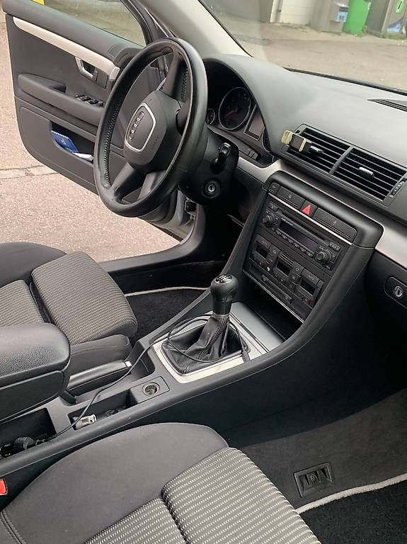 Audi Automobili: Audi a4 b7 2006 – Usato da Allschwil venduto da b.faton 2