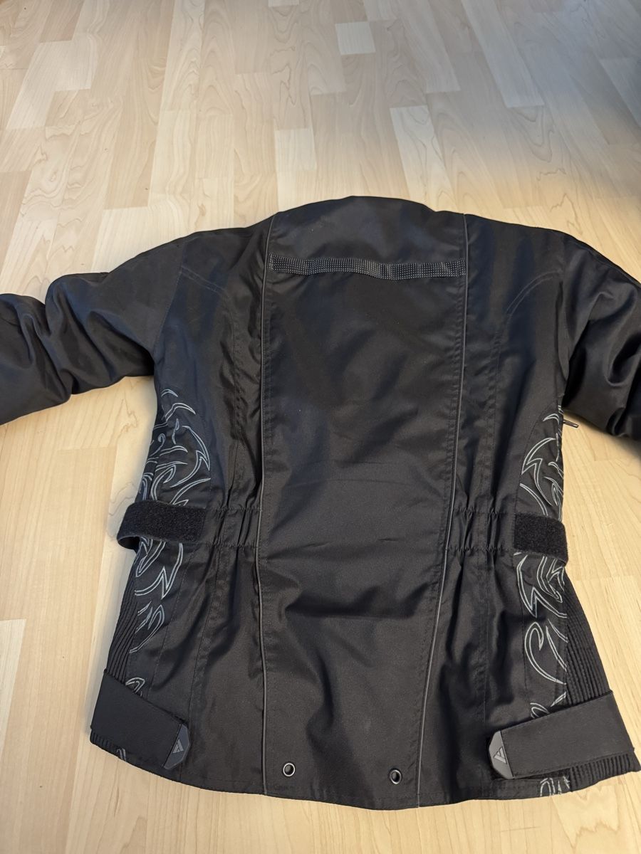 Giacche: Motorradjacke Modela – Usato da Balterswil venduto da Bianca20071977 1