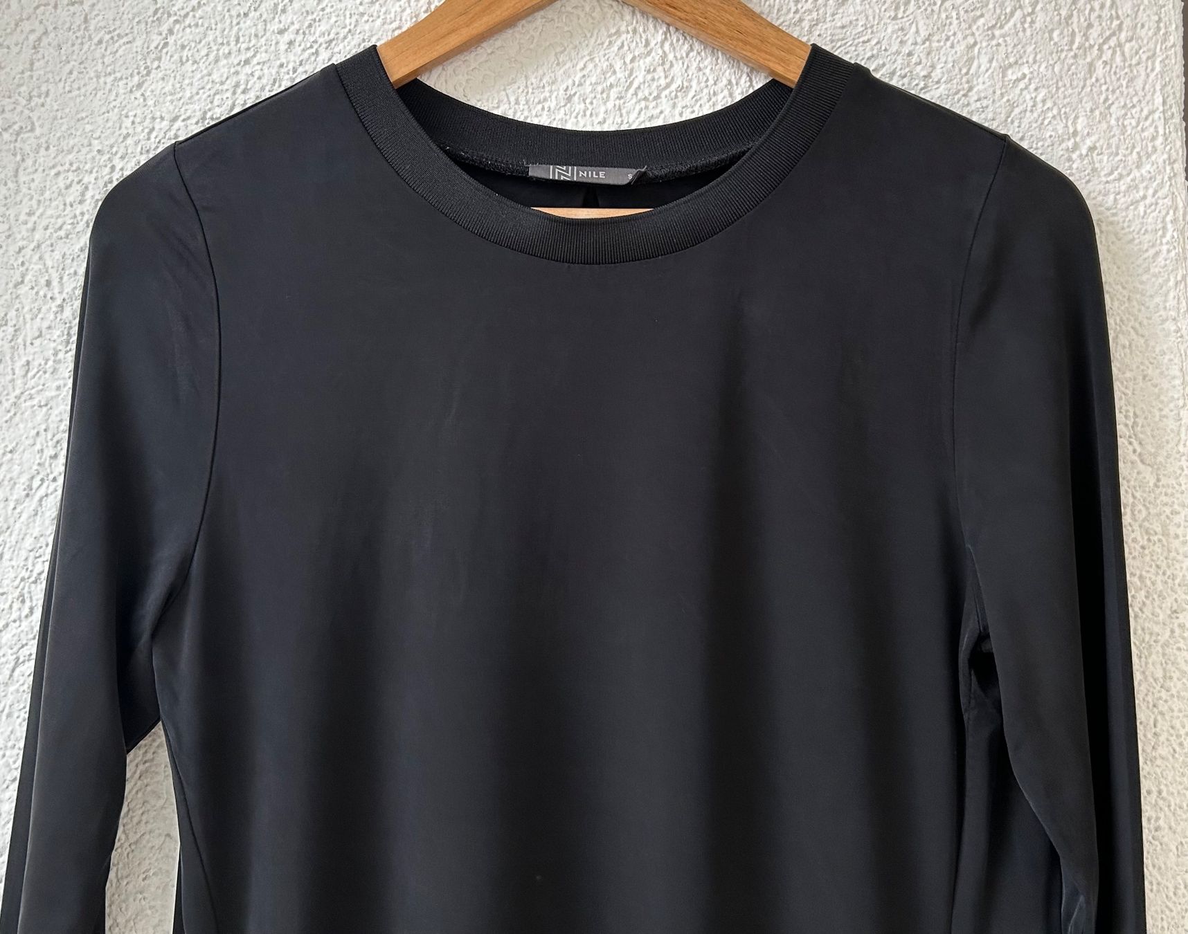 Nile Kleider: NILE Kleid – Gebraucht aus STUDEN BE von SMIROS 1