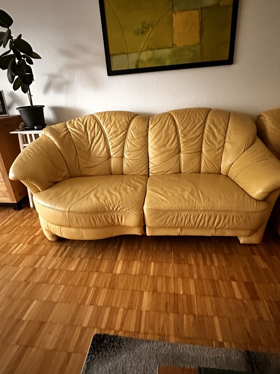 Sofas: Bequemes Echtleder-Sofa – Gebraucht aus Mosnang von Pontiac011