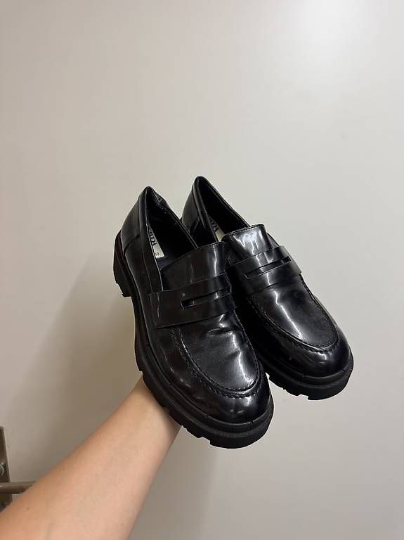 Chaussures femmes: Schuhe – D'occasion à Urdorf par Leilafuchs