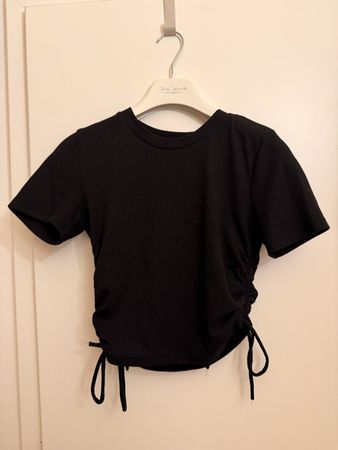 2x Zara Shirts schwarz und weiss