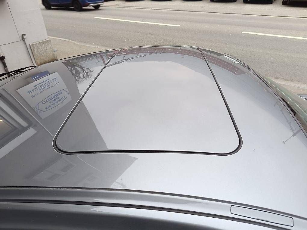 Automobili: Porsche 911 996 Carrera 4 – Usato da Taverne venduto da ClassicCarCornerSA 5